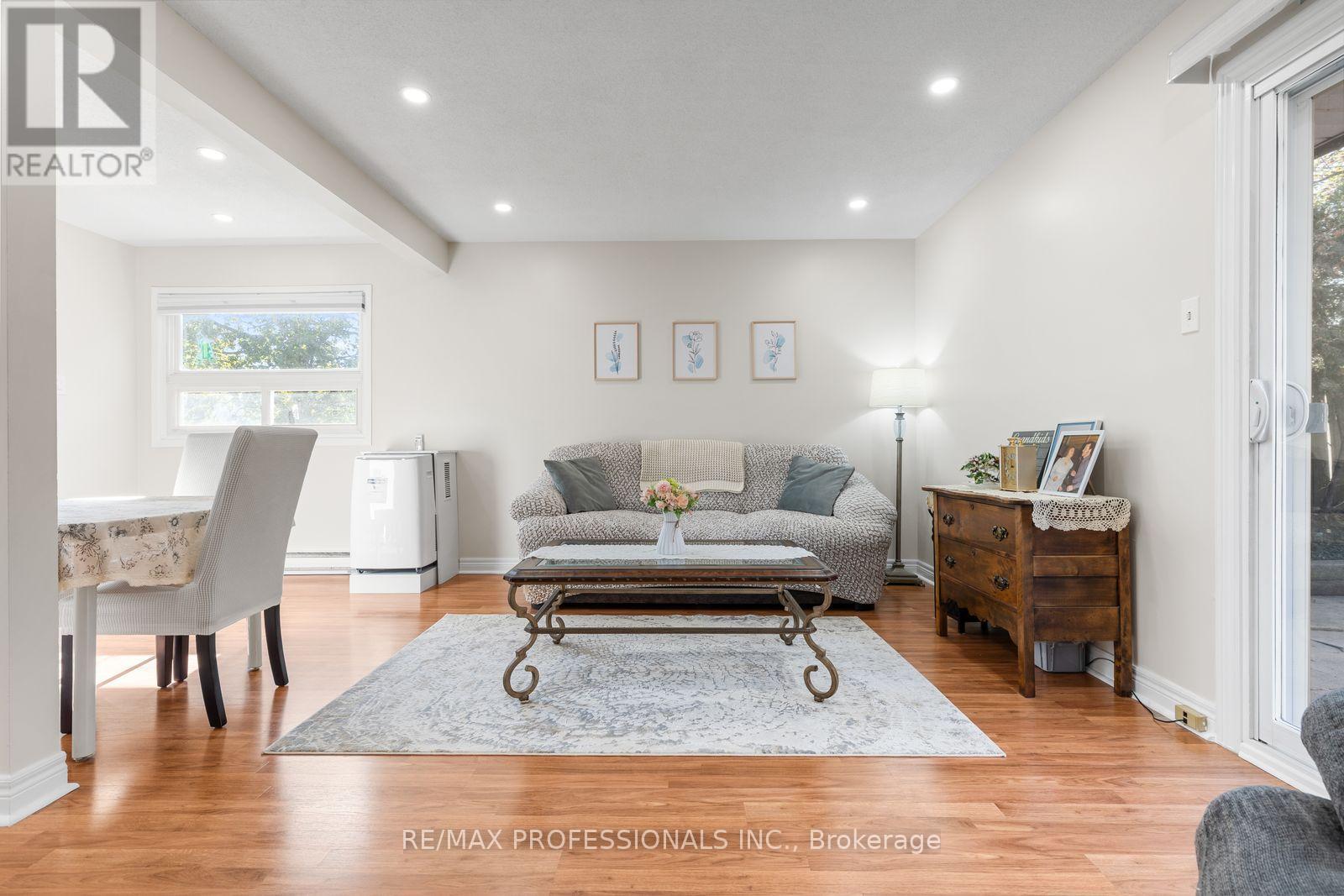 11 GRAND RAPIDS SQUARE, Brampton (Northgate) — photo 6