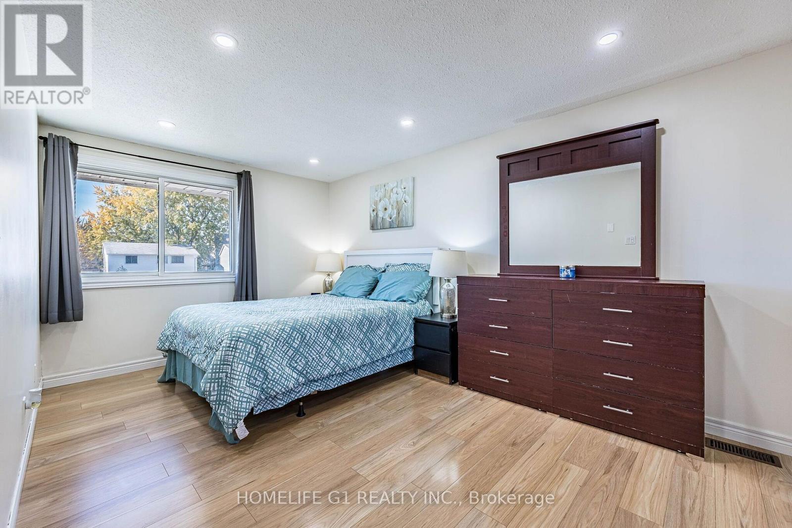 35 Greenbush Court, Brampton, ON photo 20
