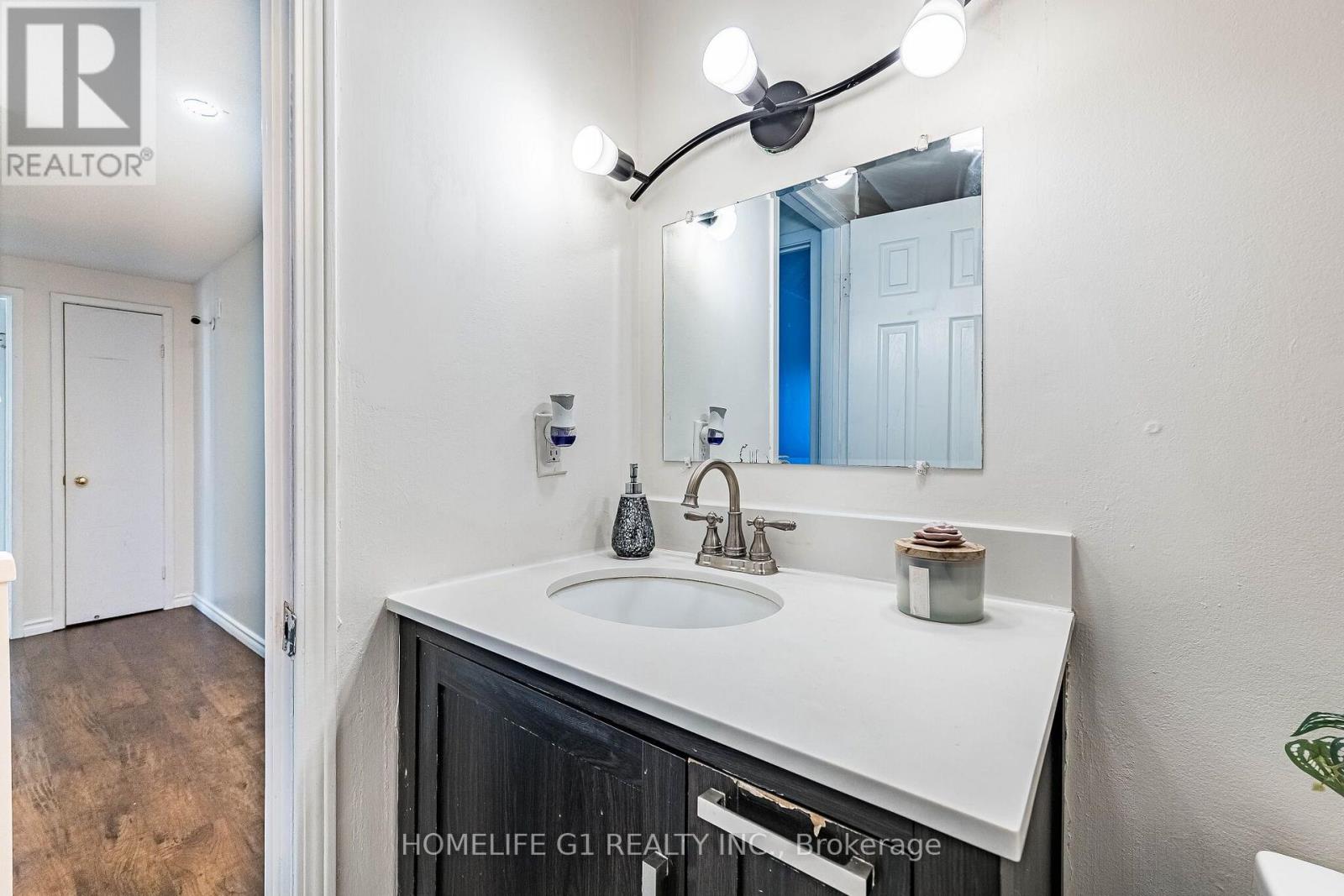 35 Greenbush Court, Brampton, ON photo 27
