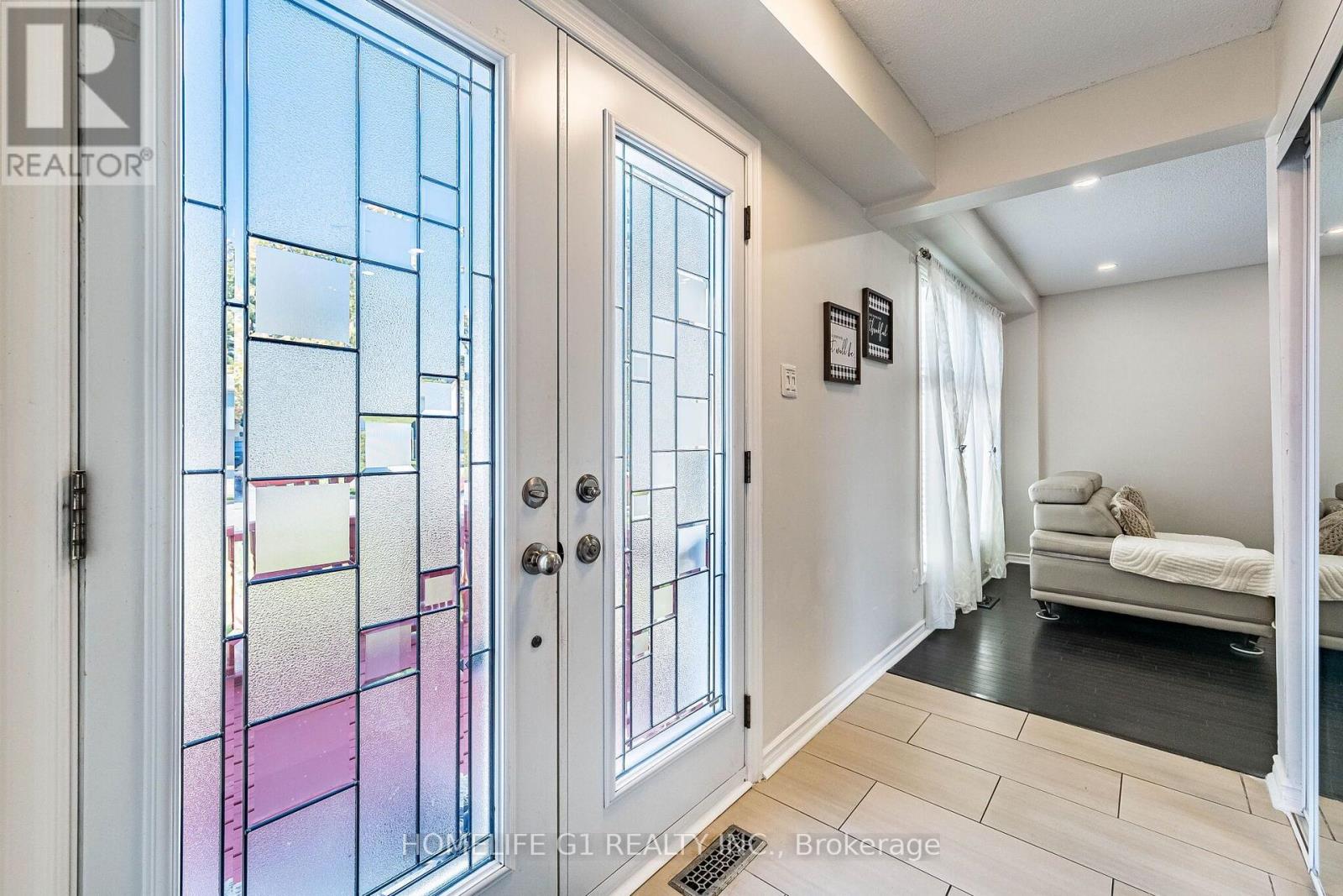 35 GREENBUSH COURT, Brampton (Northgate) — photo 6