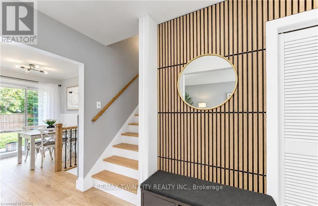 68 CAMBRIDGE AVENUE, Kitchener — photo 4