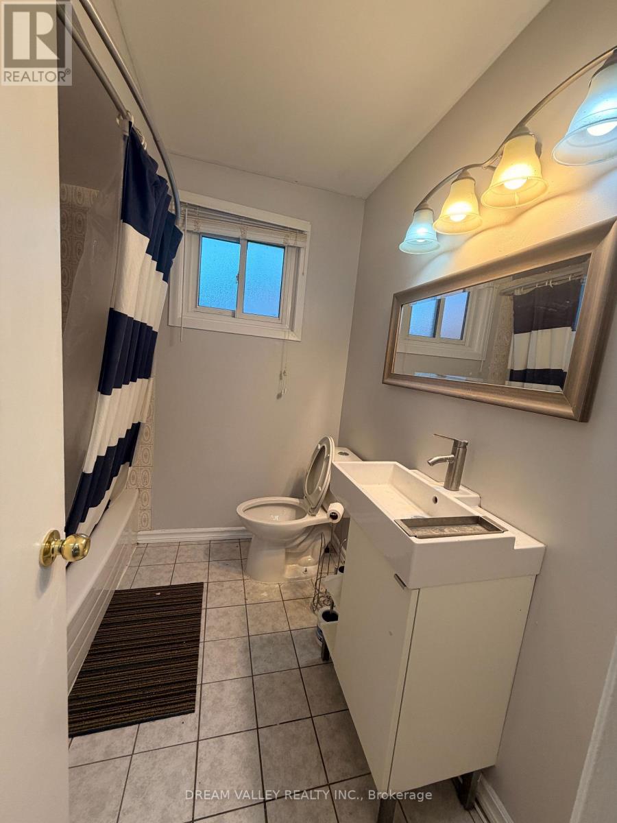 195 KEEFER ROAD, Thorold (Confederation Heights) — photo 10