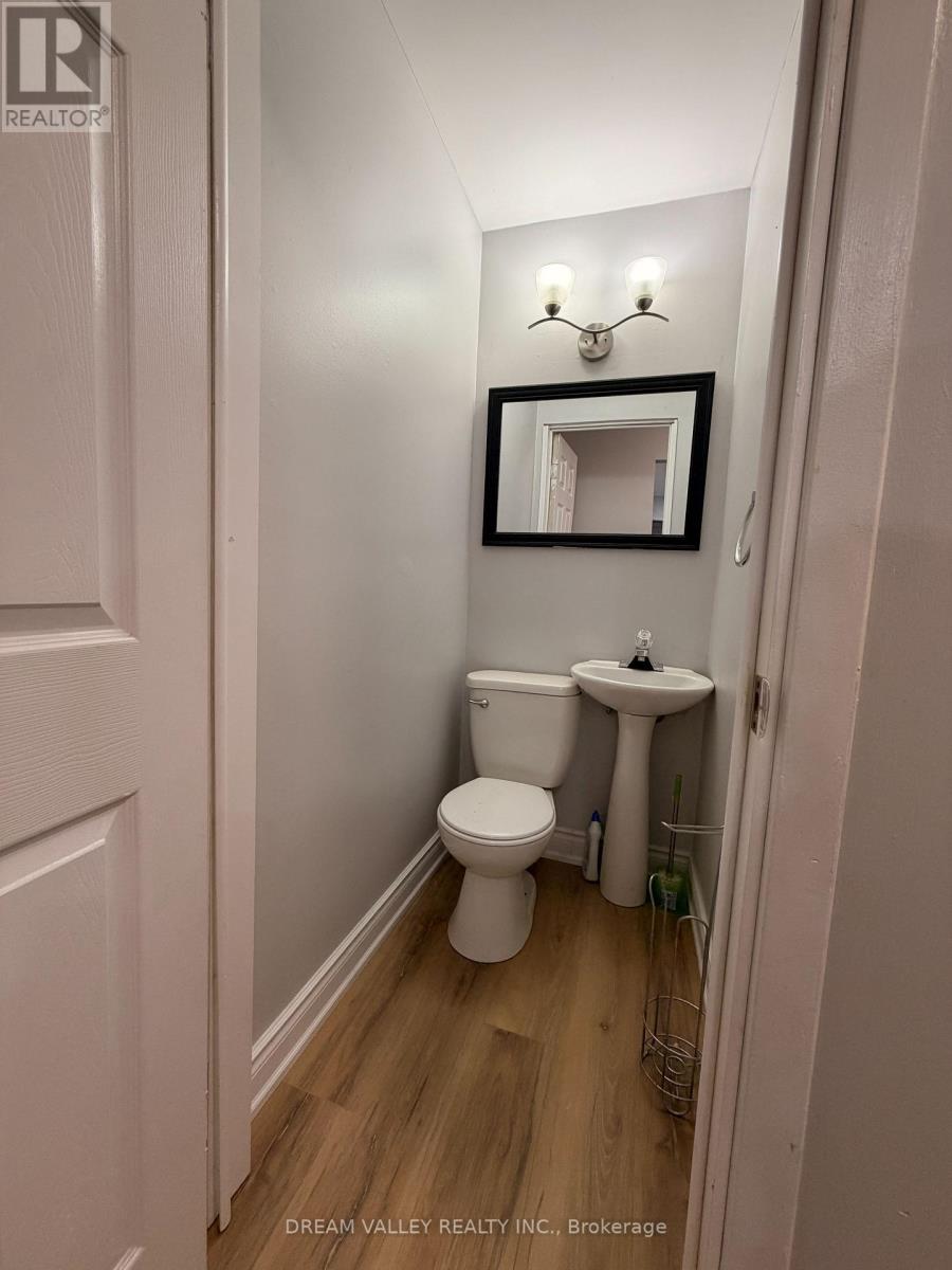 195 KEEFER ROAD, Thorold (Confederation Heights) — photo 6