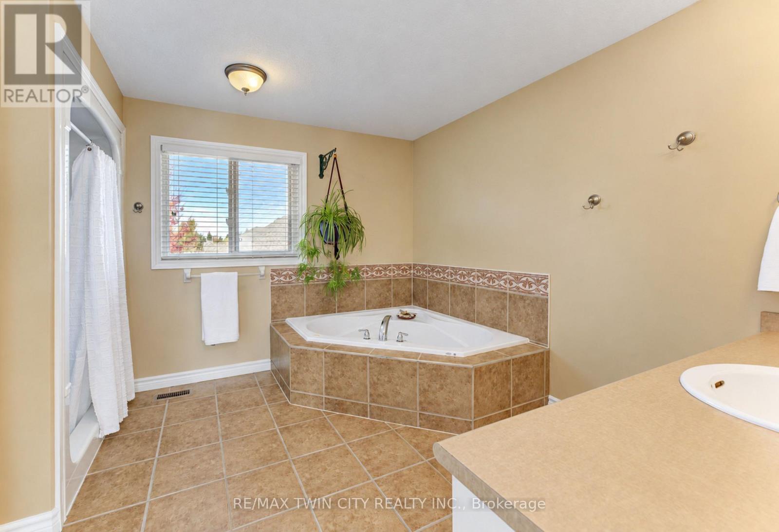 2 Firella Place, Wellesley, ON photo 28