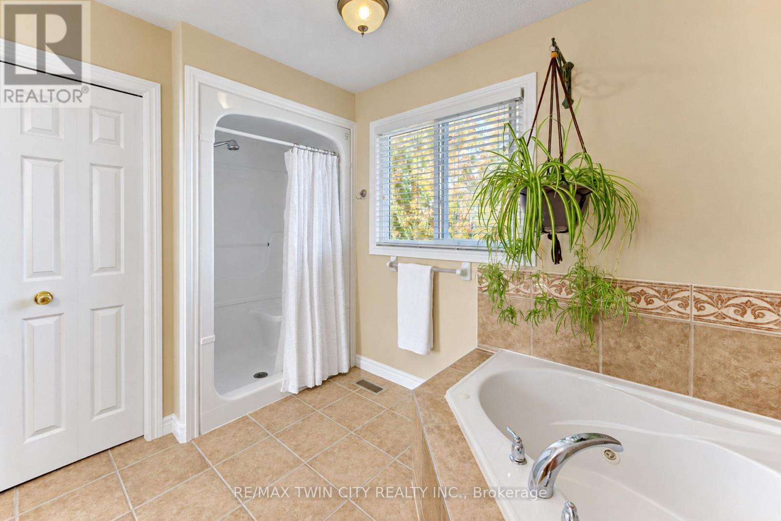 2 Firella Place, Wellesley, ON photo 30