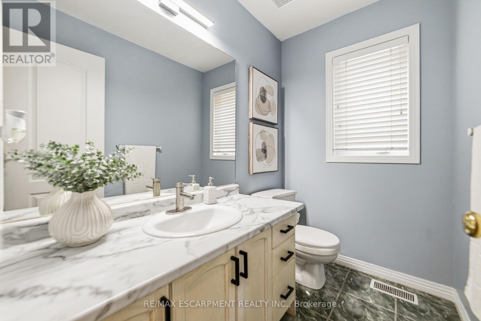 40 Brookhurst Crescent, Hamilton, ON photo 17