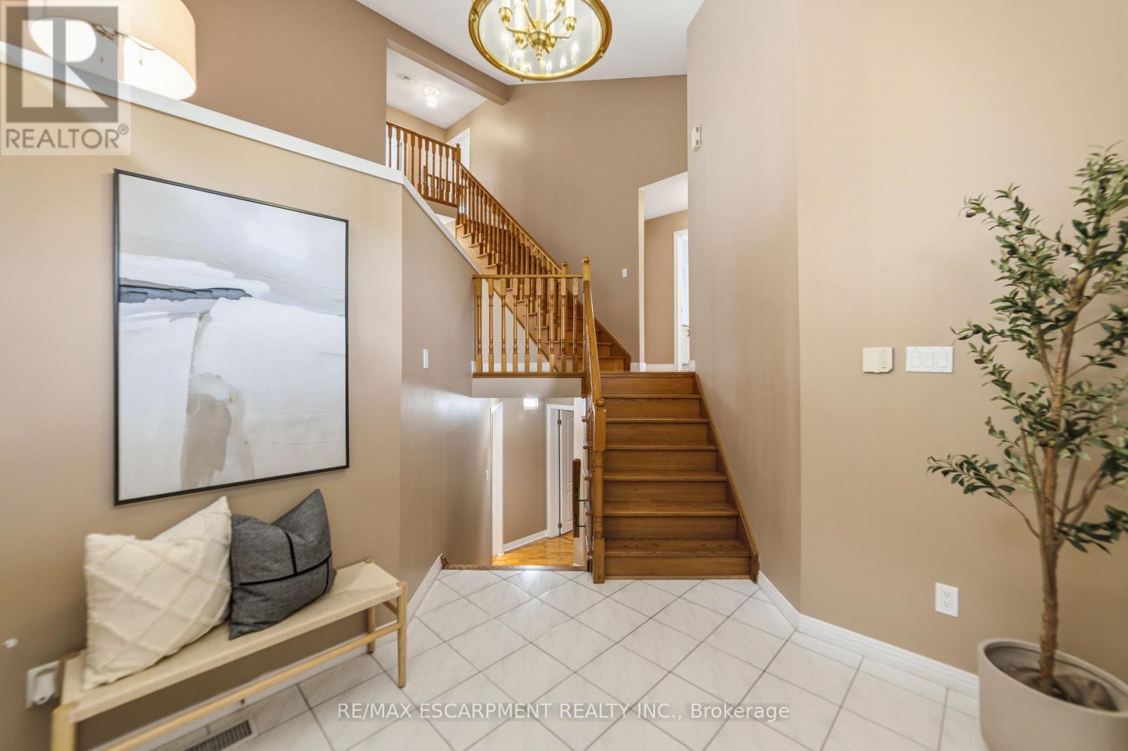 40 BROOKHURST CRESCENT, Hamilton (Waterdown) — photo 5