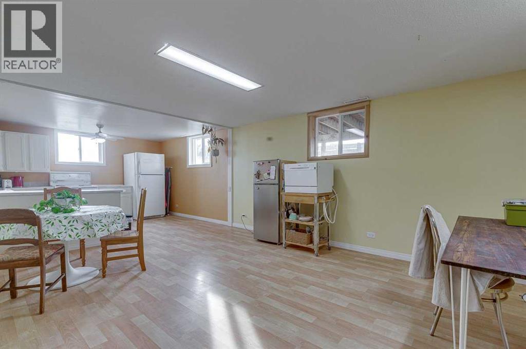 Listing photo – 5736 45 Avenue, Lacombe