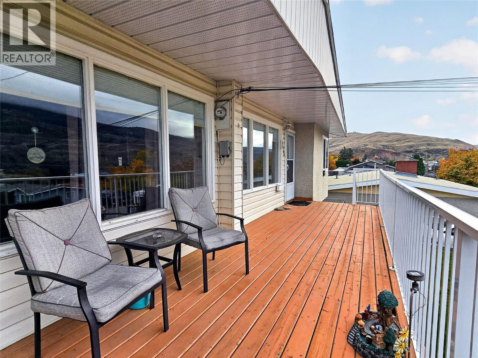 1221/1223 Sunvalley Crescent, Cache Creek
