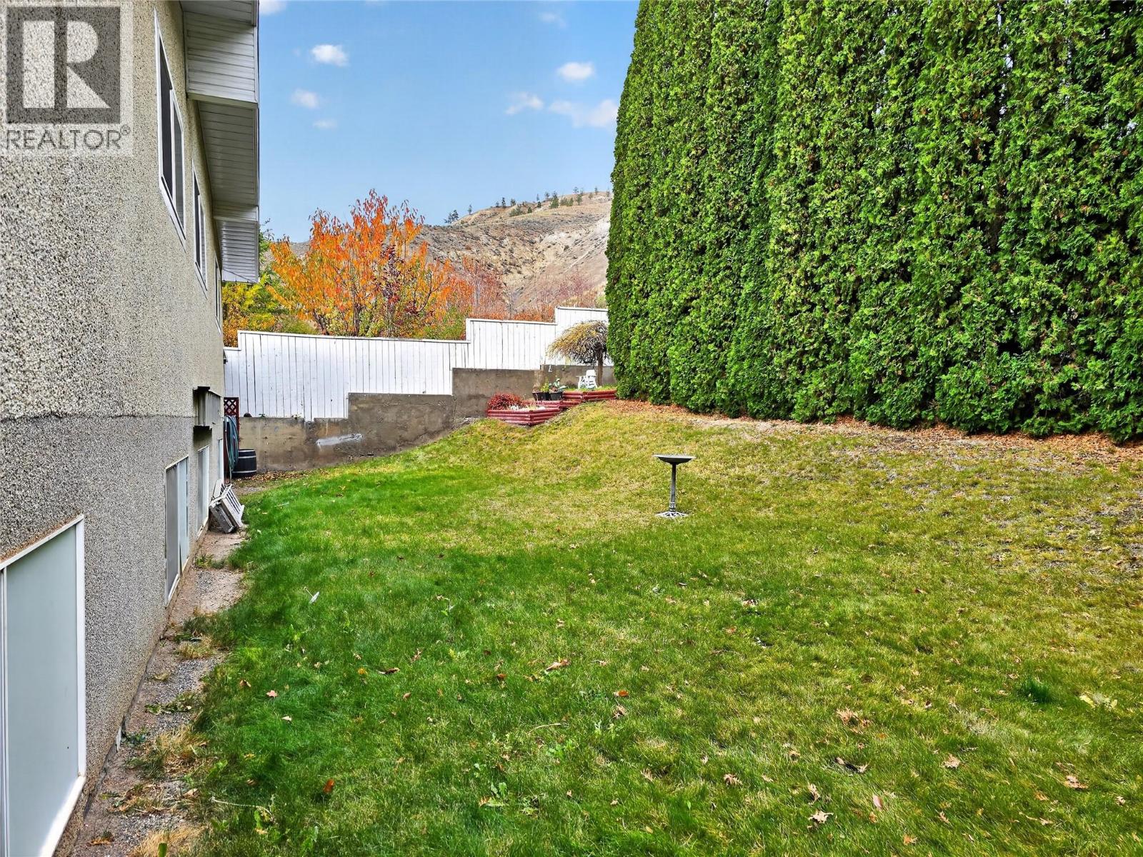 1221/1223 Sunvalley Crescent - 43