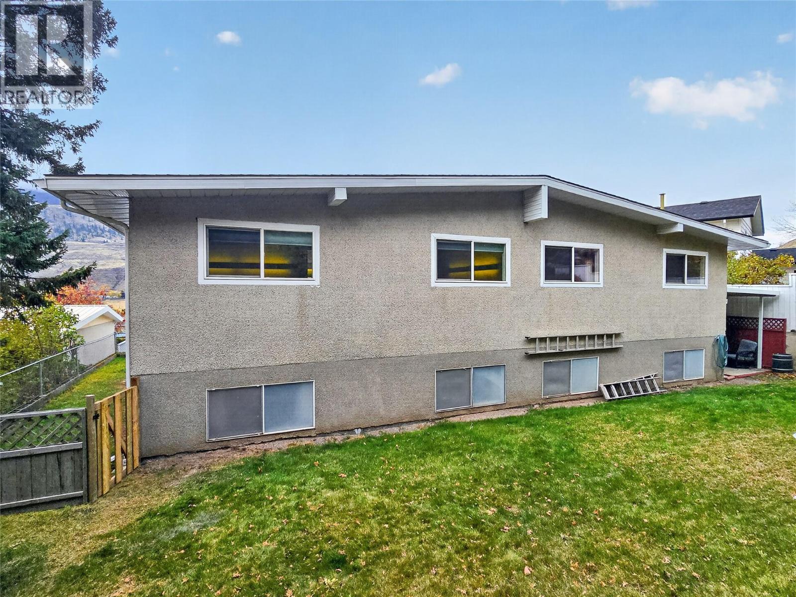 1221/1223 Sunvalley Crescent - 47