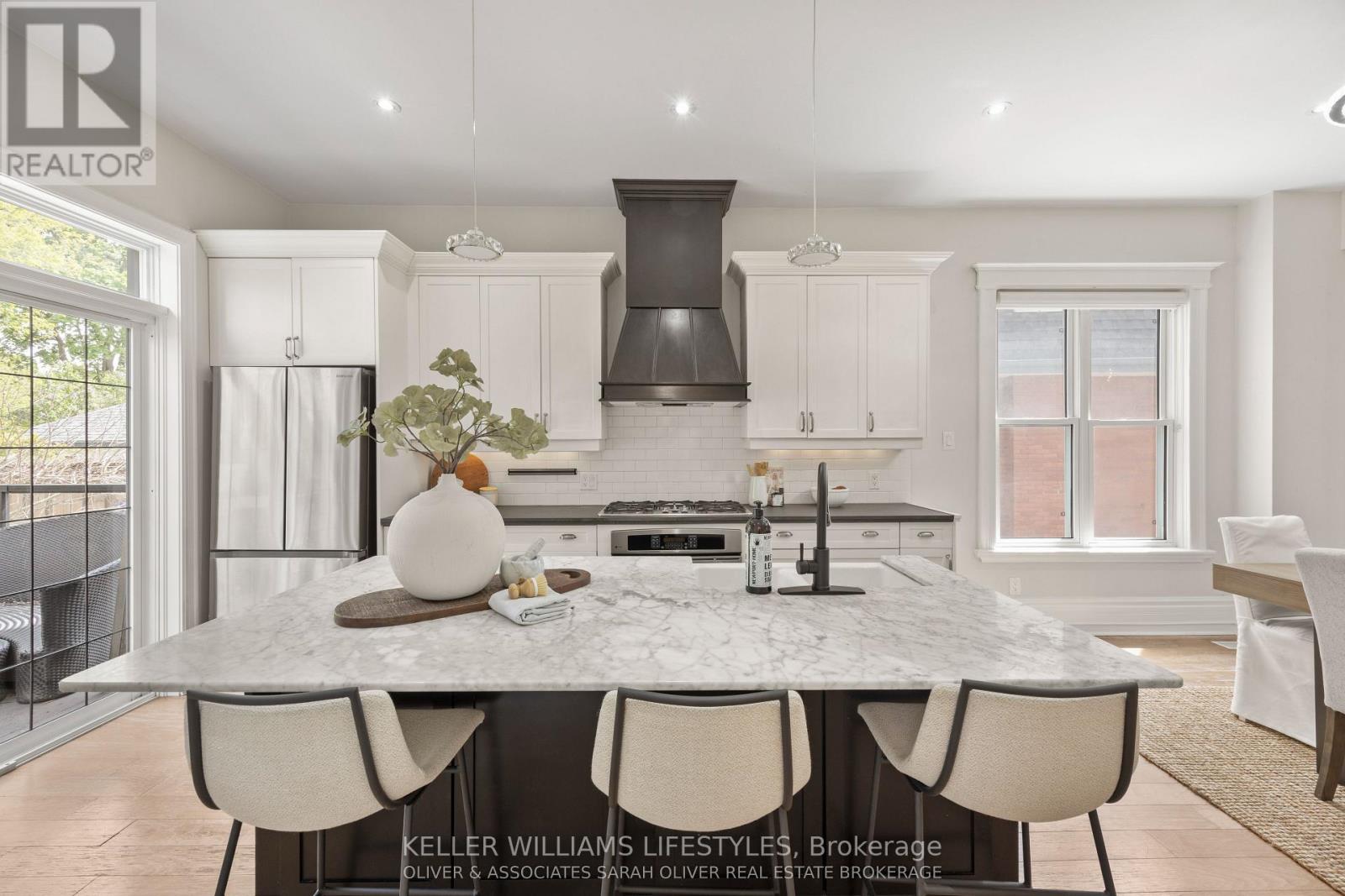 28 RENWICK AVENUE, London East (East B) — photo 11