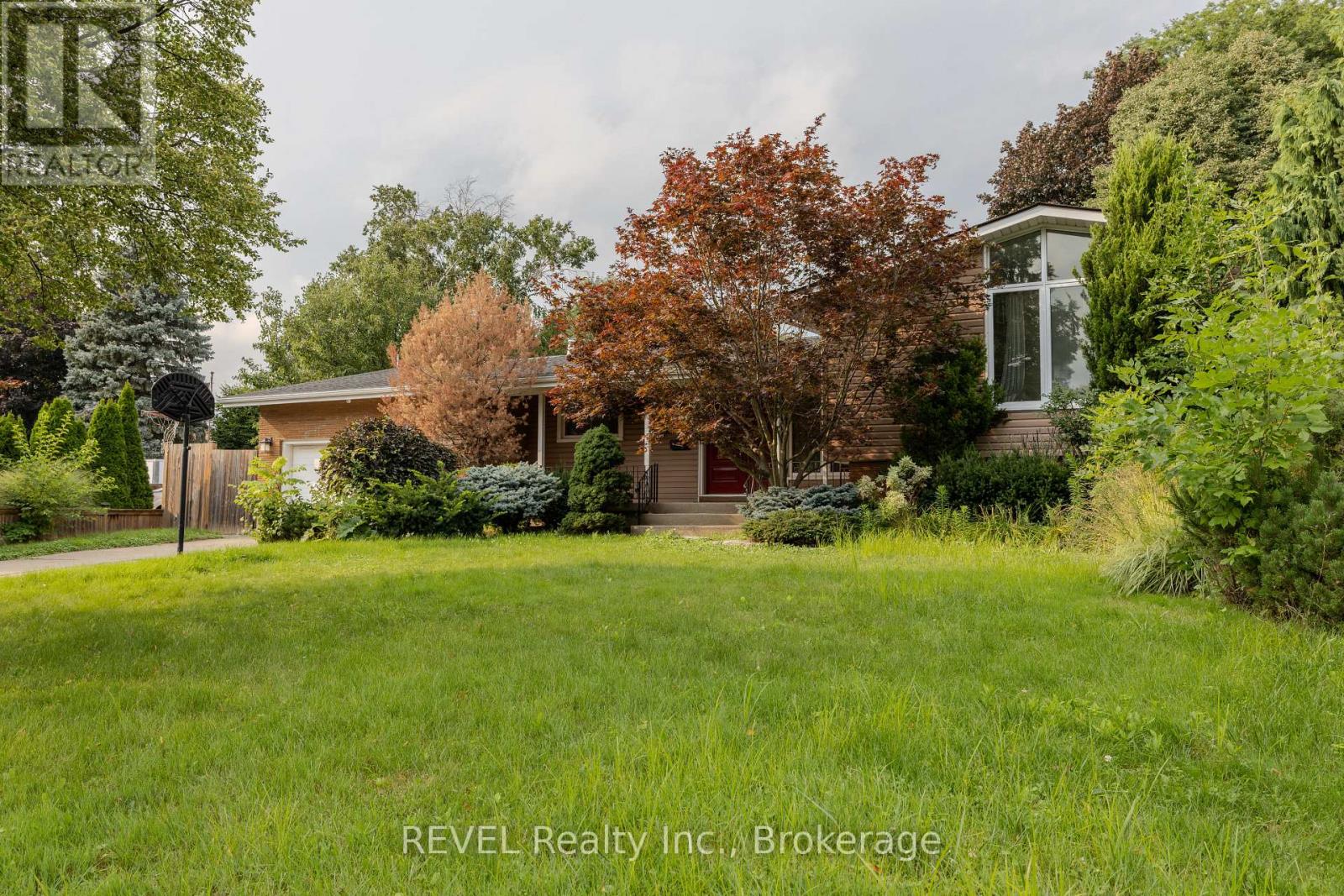7285 ROLLING ACRES CRESCENT, Niagara Falls (Mt. Carmel)