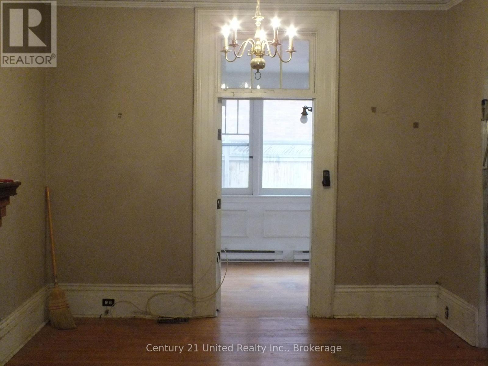400 DOWNIE STREET, Peterborough (Town Ward 3) — photo 12