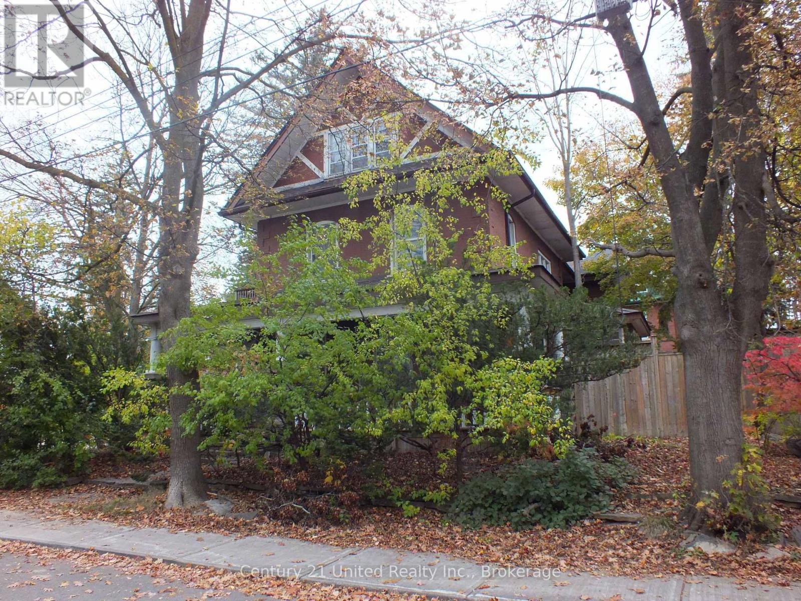 400 DOWNIE STREET, Peterborough (Town Ward 3) — photo 3