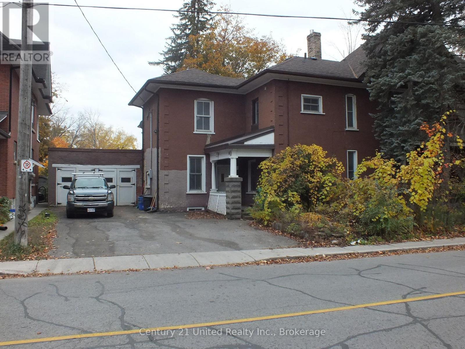 400 DOWNIE STREET, Peterborough (Town Ward 3) — photo 4