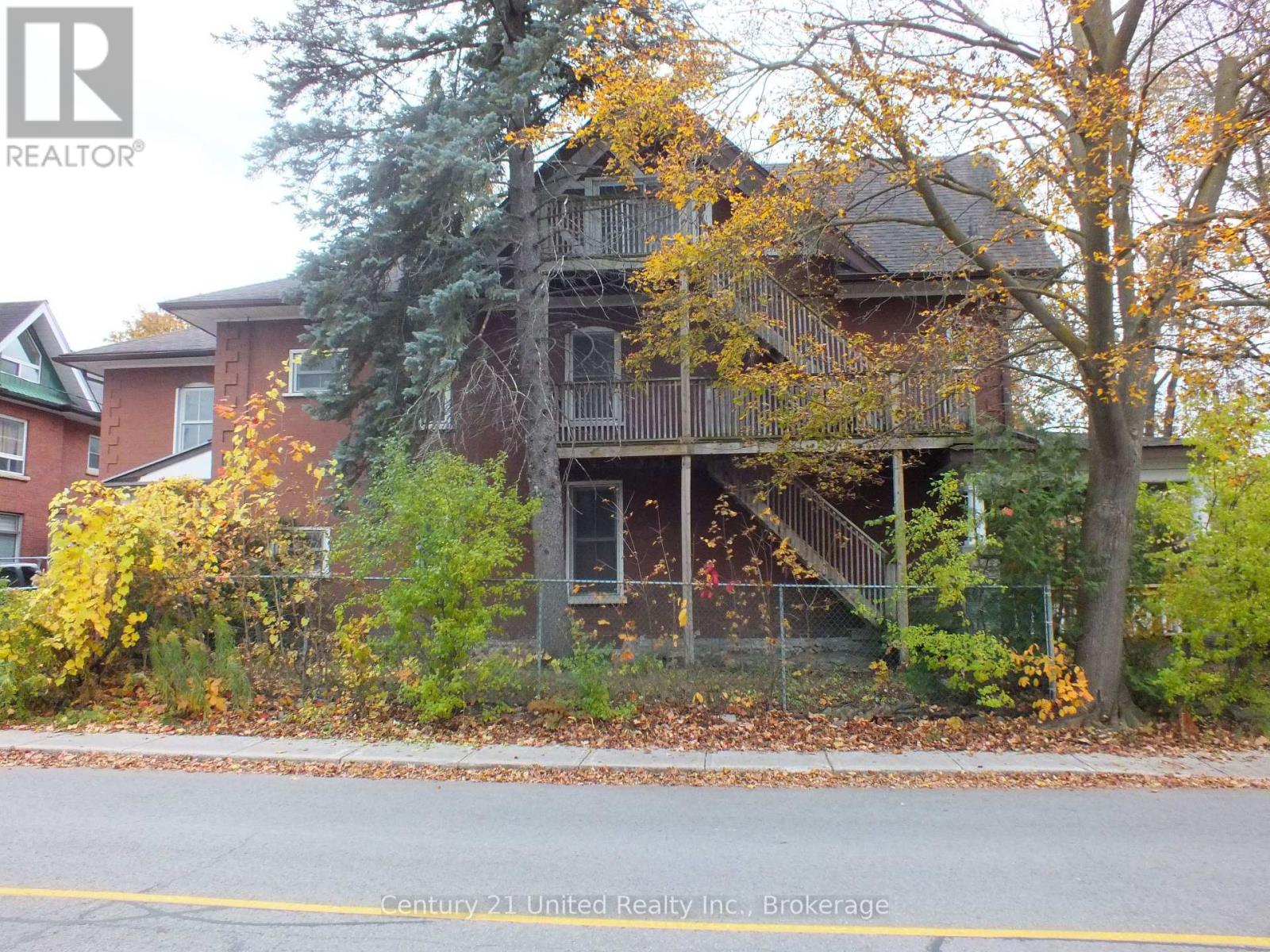 400 DOWNIE STREET, Peterborough (Town Ward 3) — photo 5