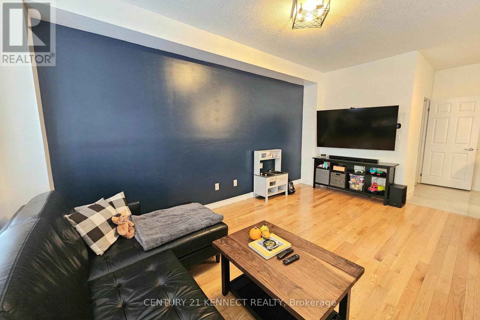 1154 Sepia Square, Pickering, ON photo 16