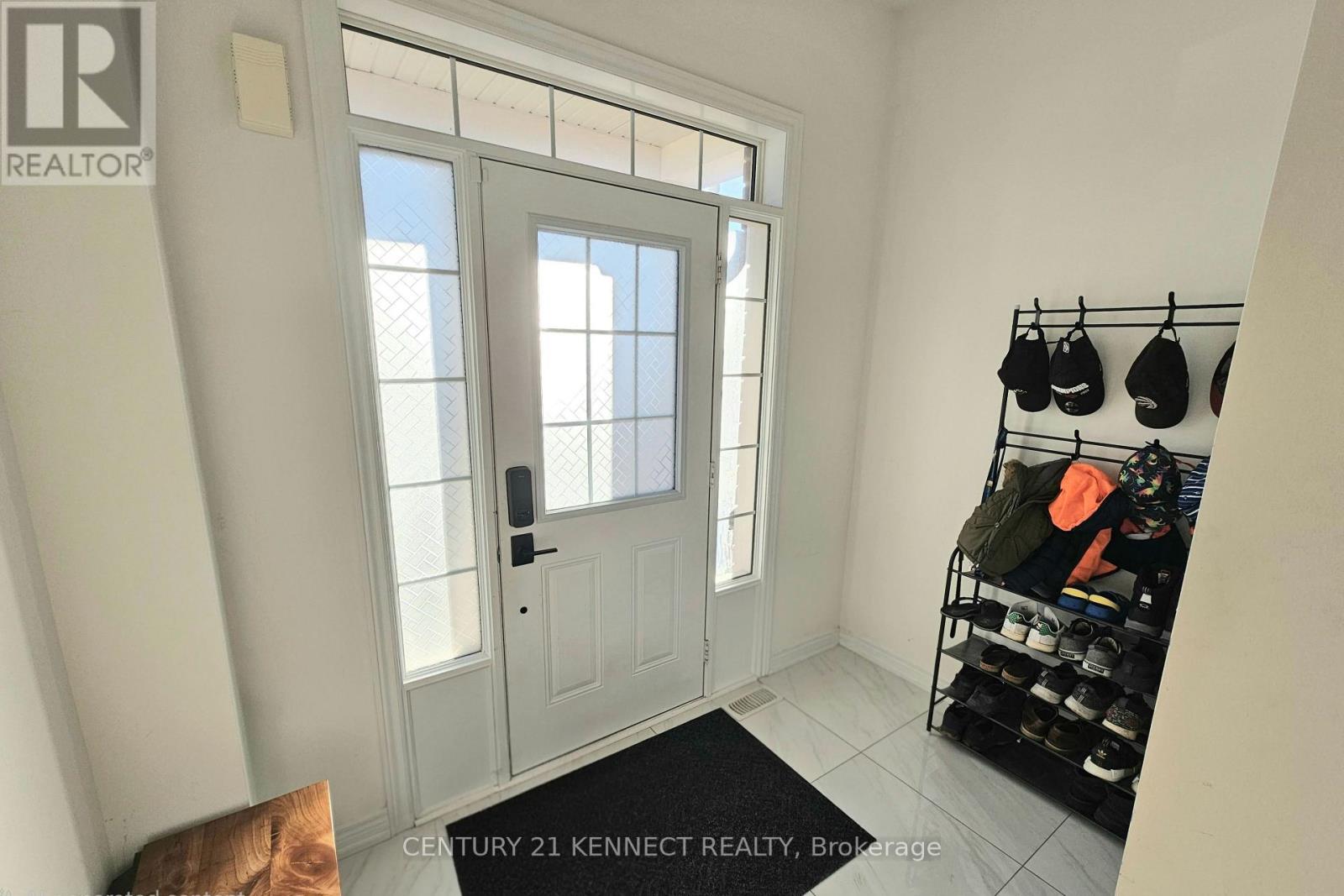 1154 Sepia Square, Pickering, ON photo 8