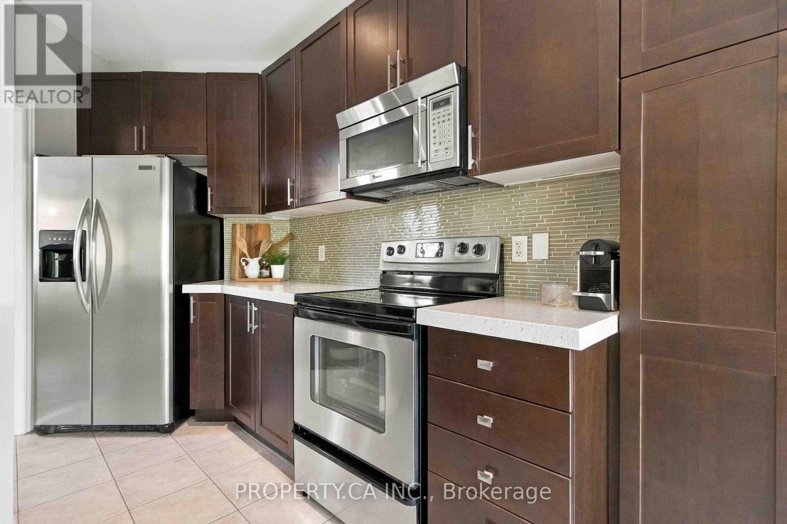 52 Woodville Drive, Vaughan, ON photo 13