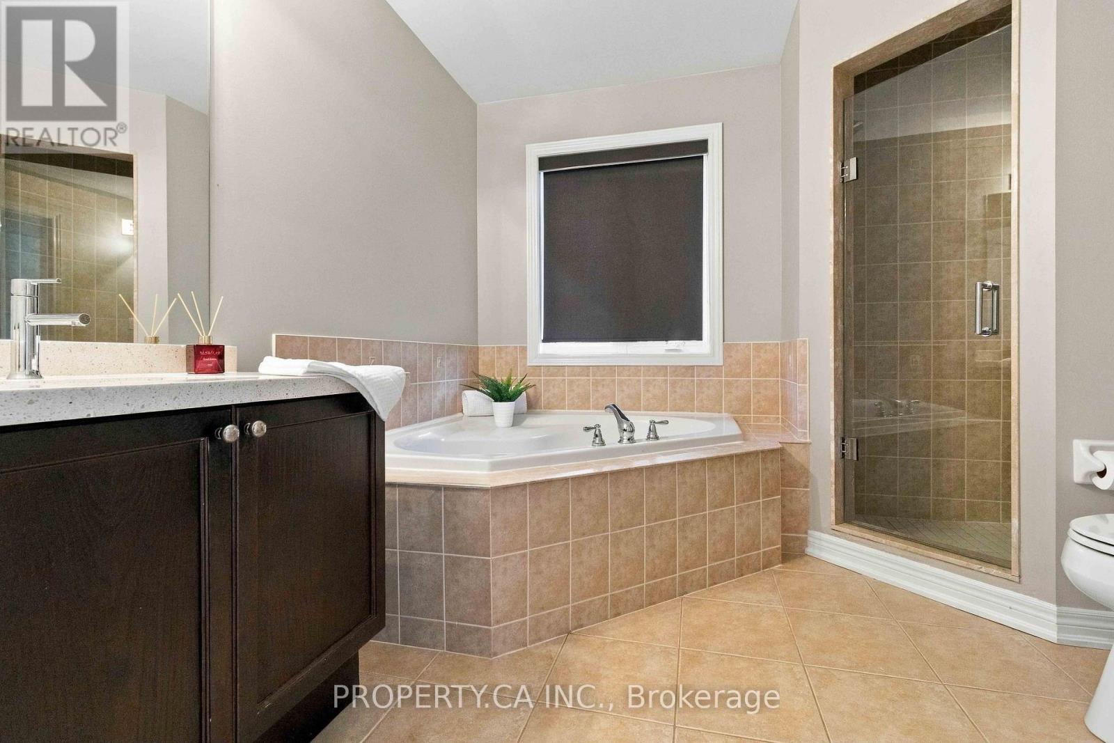 52 Woodville Drive, Vaughan, ON photo 15