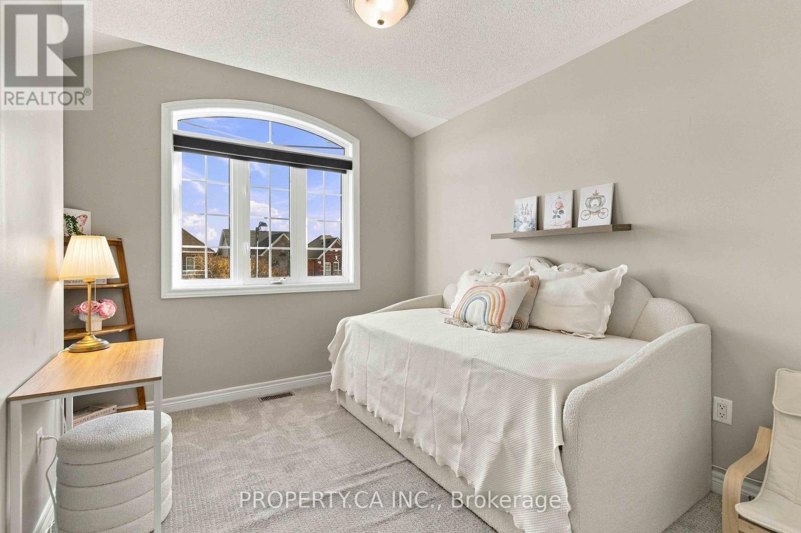 52 Woodville Drive, Vaughan, ON photo 17