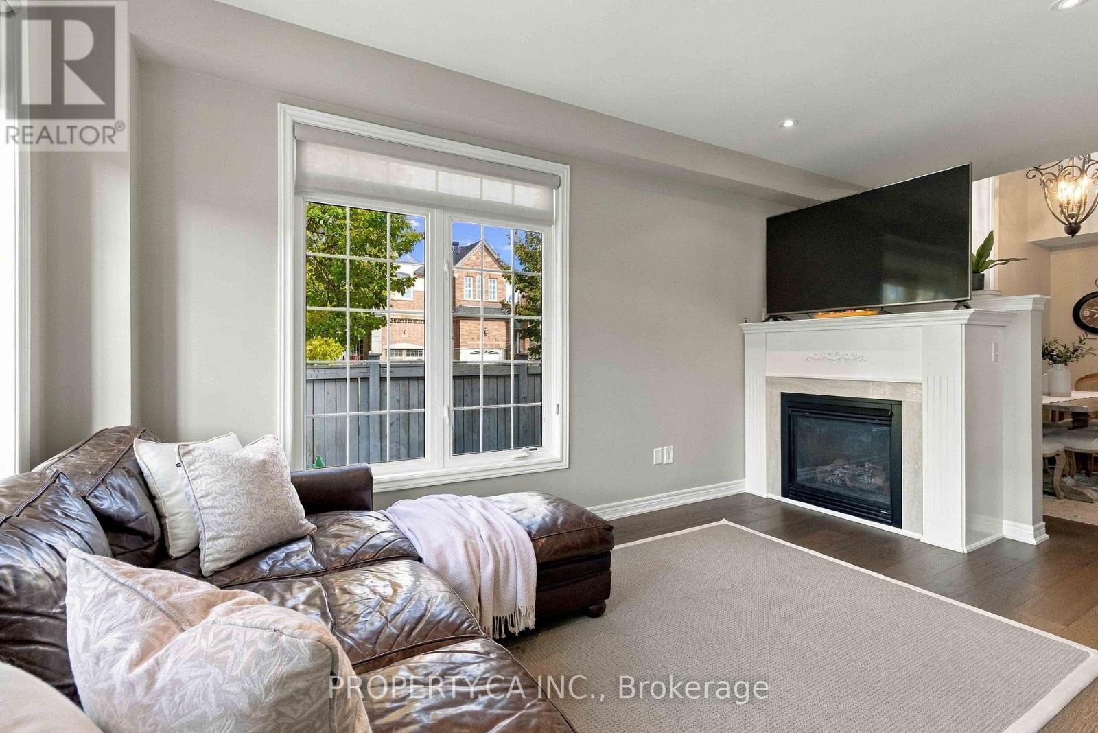 52 Woodville Drive, Vaughan, ON photo 18