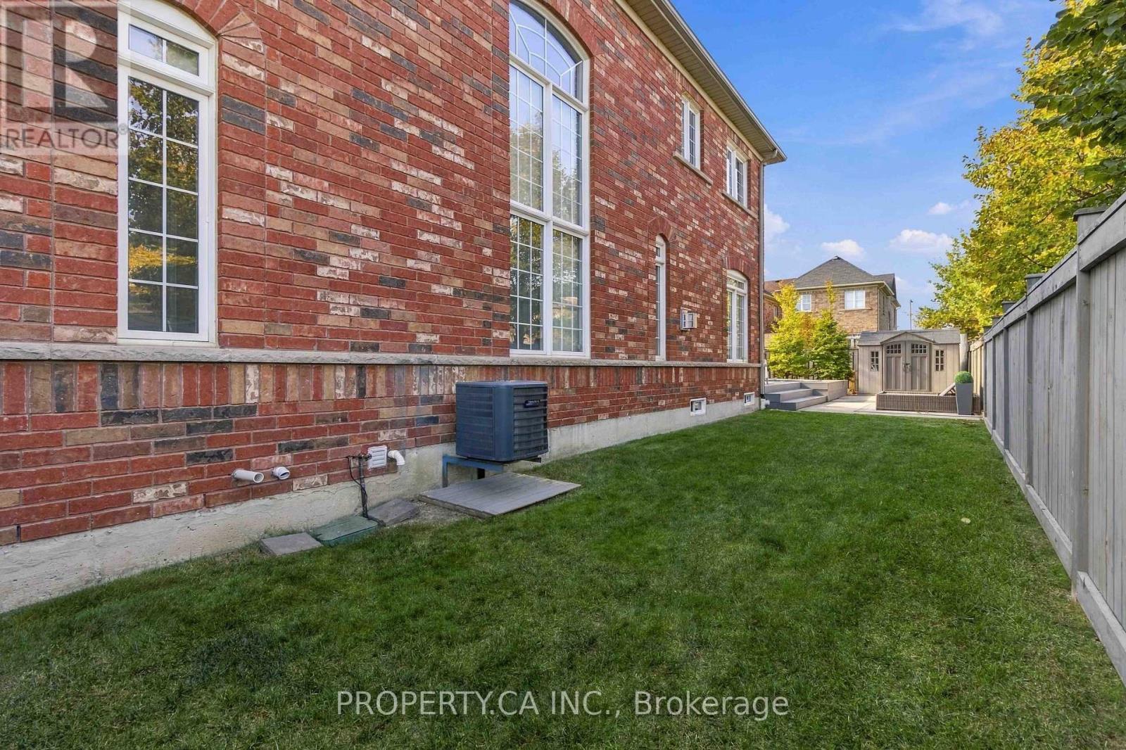52 Woodville Drive, Vaughan, ON photo 20