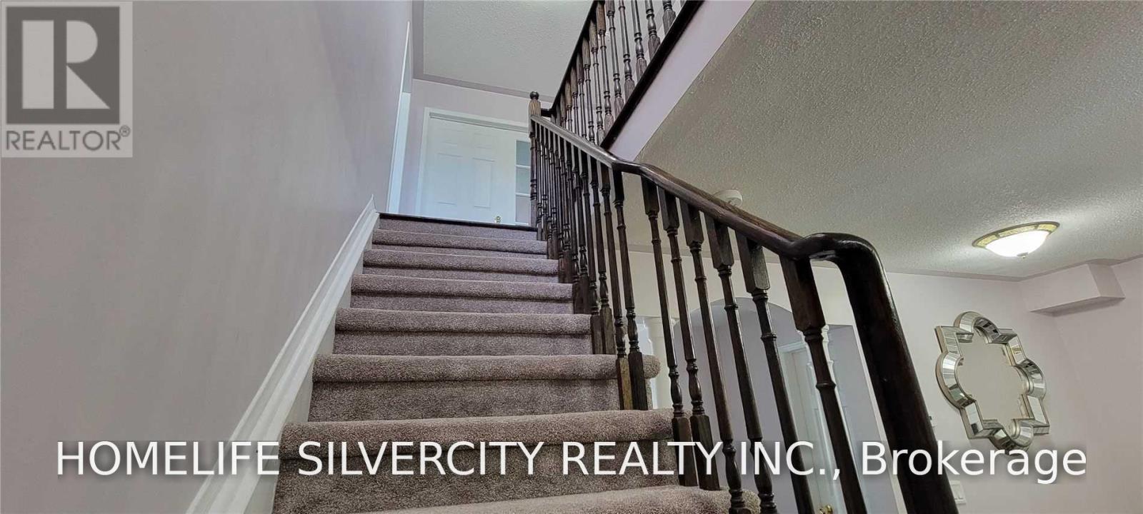 6 SEASIDE CIRCLE, Brampton (Sandringham-Wellington) — photo 12