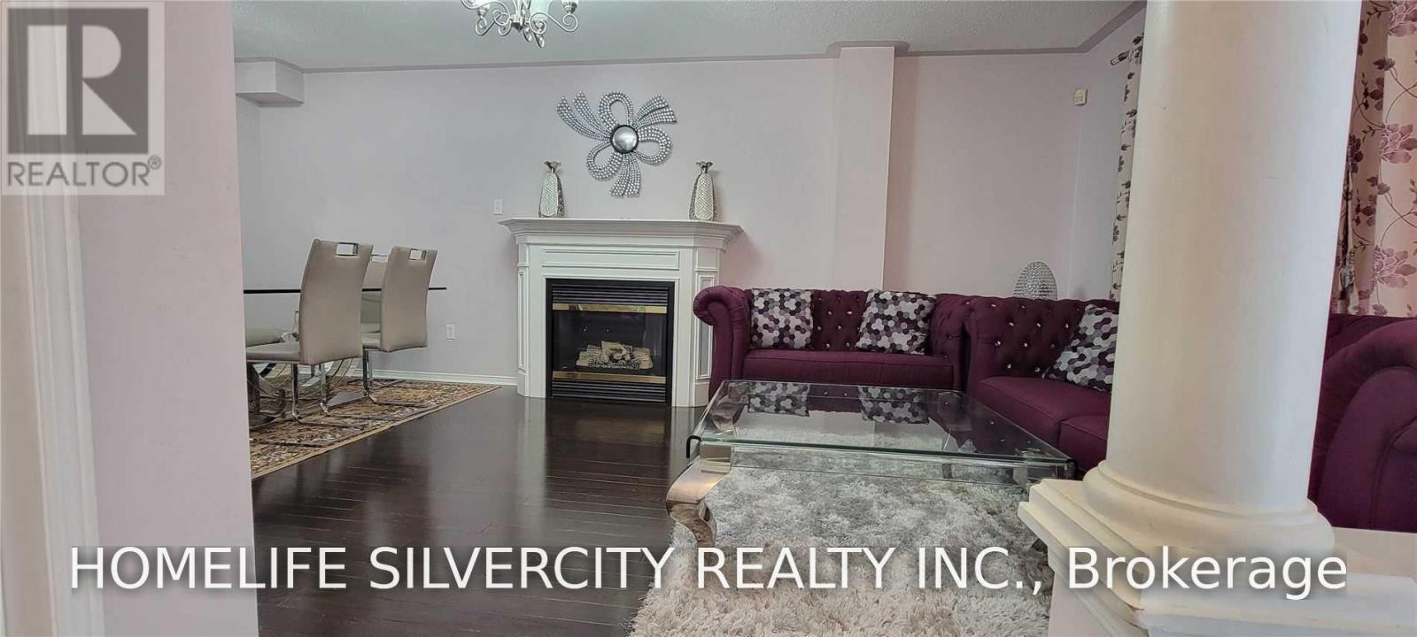 6 SEASIDE CIRCLE, Brampton (Sandringham-Wellington) — photo 6