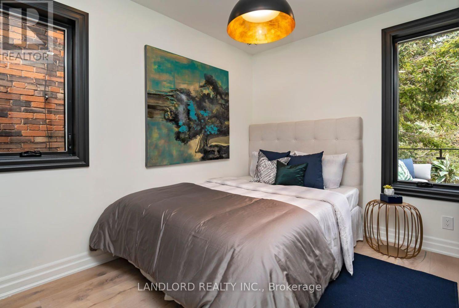 2 - 121 SORAUREN AVENUE, Toronto (Roncesvalles) — photo 4