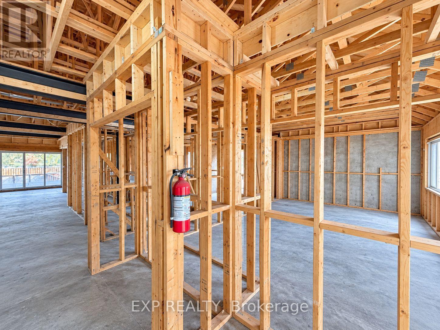 17 WINDSOR ROAD, Toronto (Kingsview Village-The Westway) — photo 5