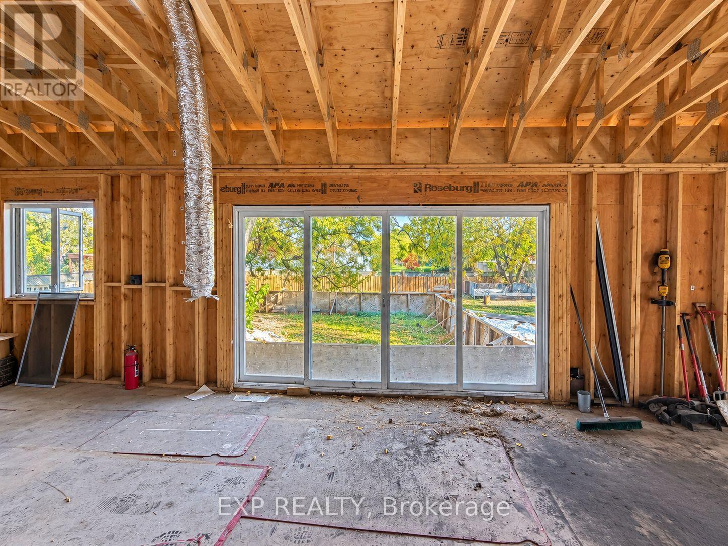 17 WINDSOR ROAD, Toronto (Kingsview Village-The Westway) — photo 7