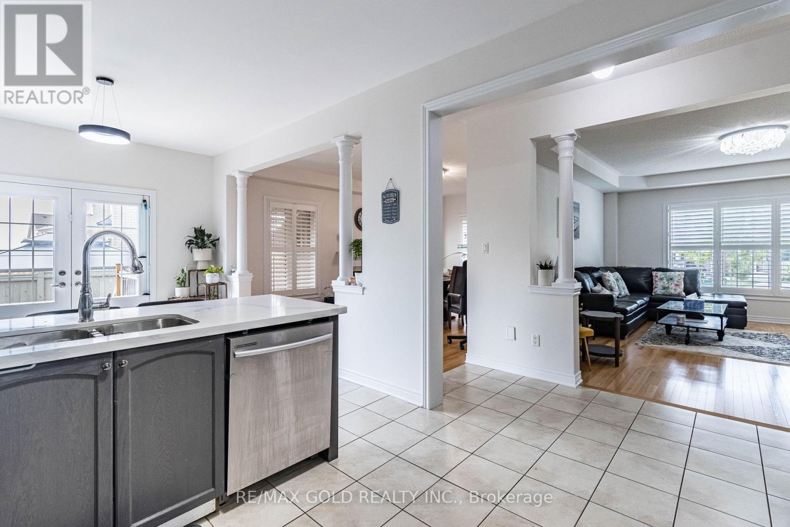 110 BANBRIDGE CRESCENT, Brampton (Credit Valley) — photo 10