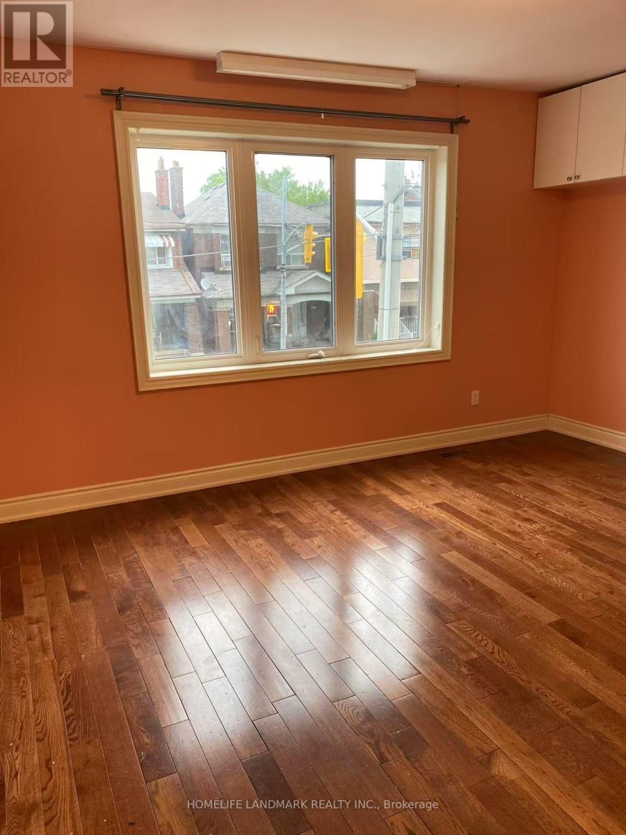 SECOND FLOOR - 1890 DUFFERIN STREET, Toronto (Corso Italia-Davenport) — photo 7