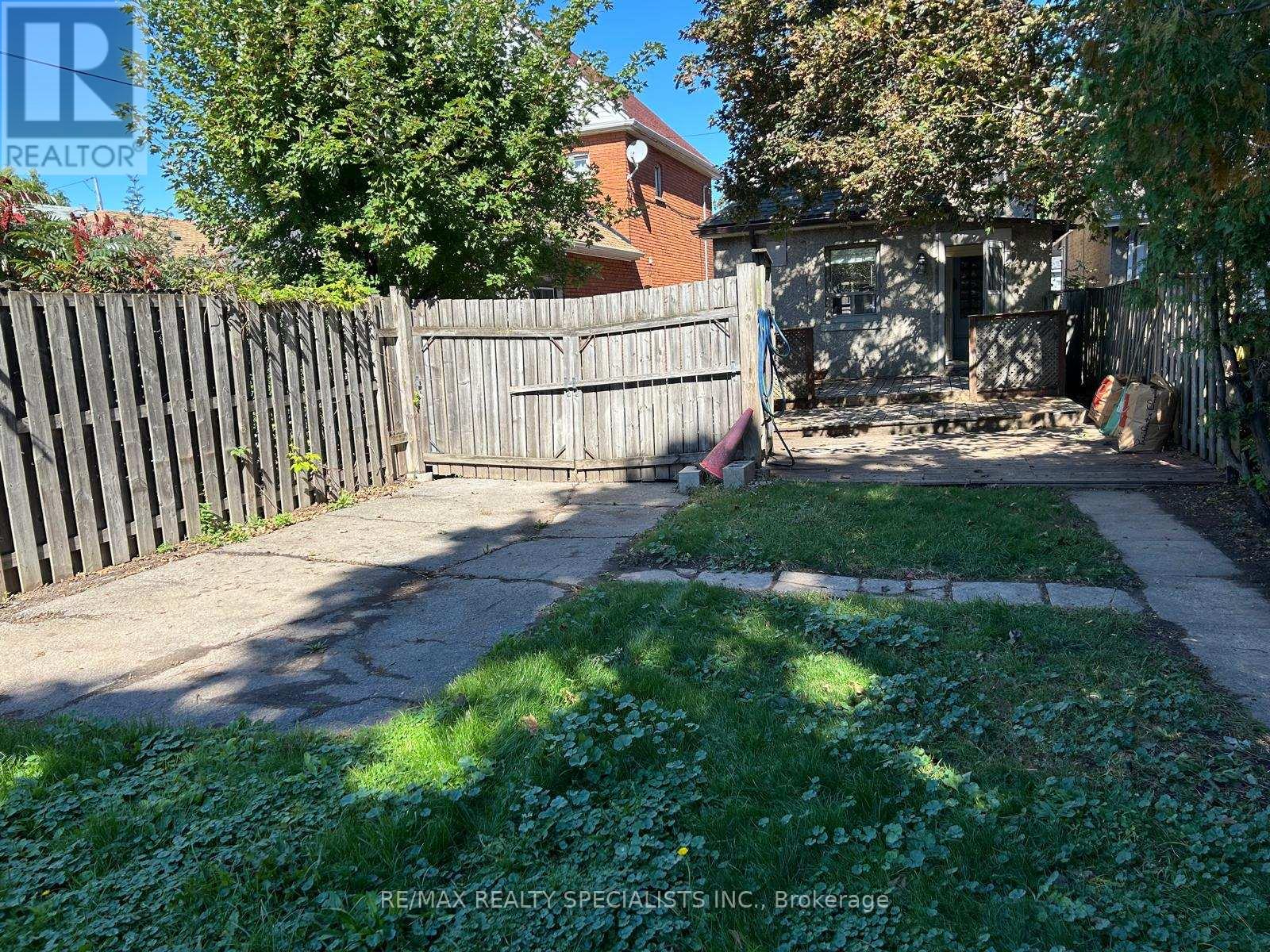 74 Cambridge Avenue, Hamilton, ON photo 29
