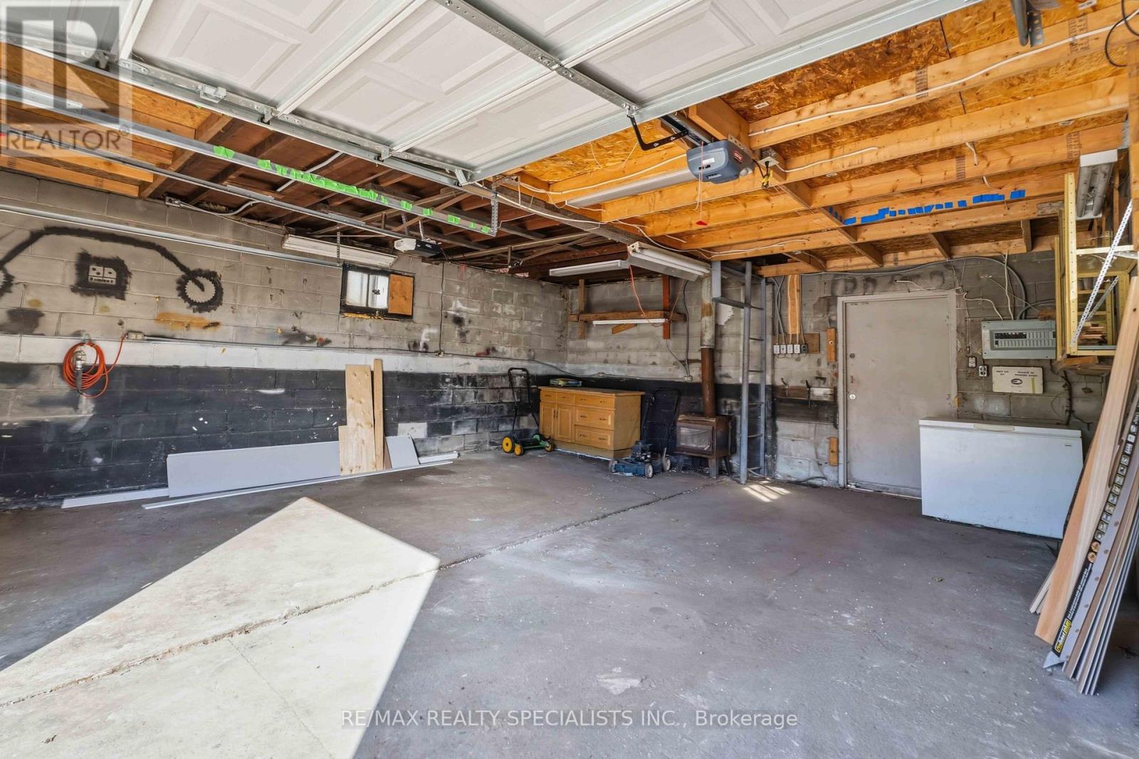 74 Cambridge Avenue, Hamilton, ON photo 33