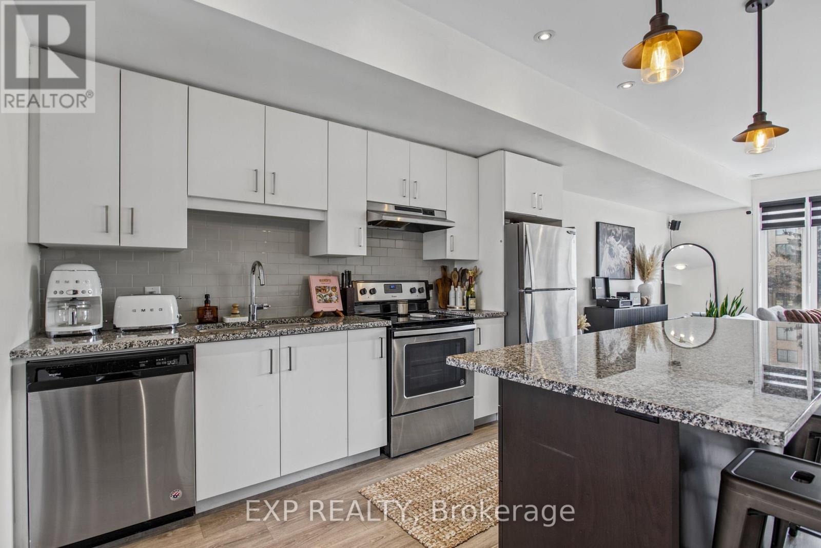 83 ESPLANADE LANE, Grimsby (Grimsby Beach) — photo 9