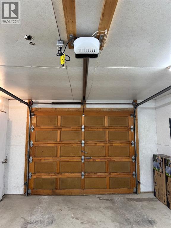 1306 9 Street N, photo 33 of 39