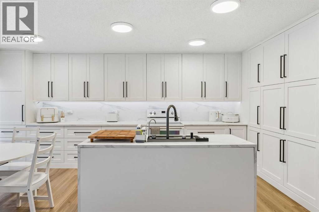 Property photograph 10 for MLS A2355236