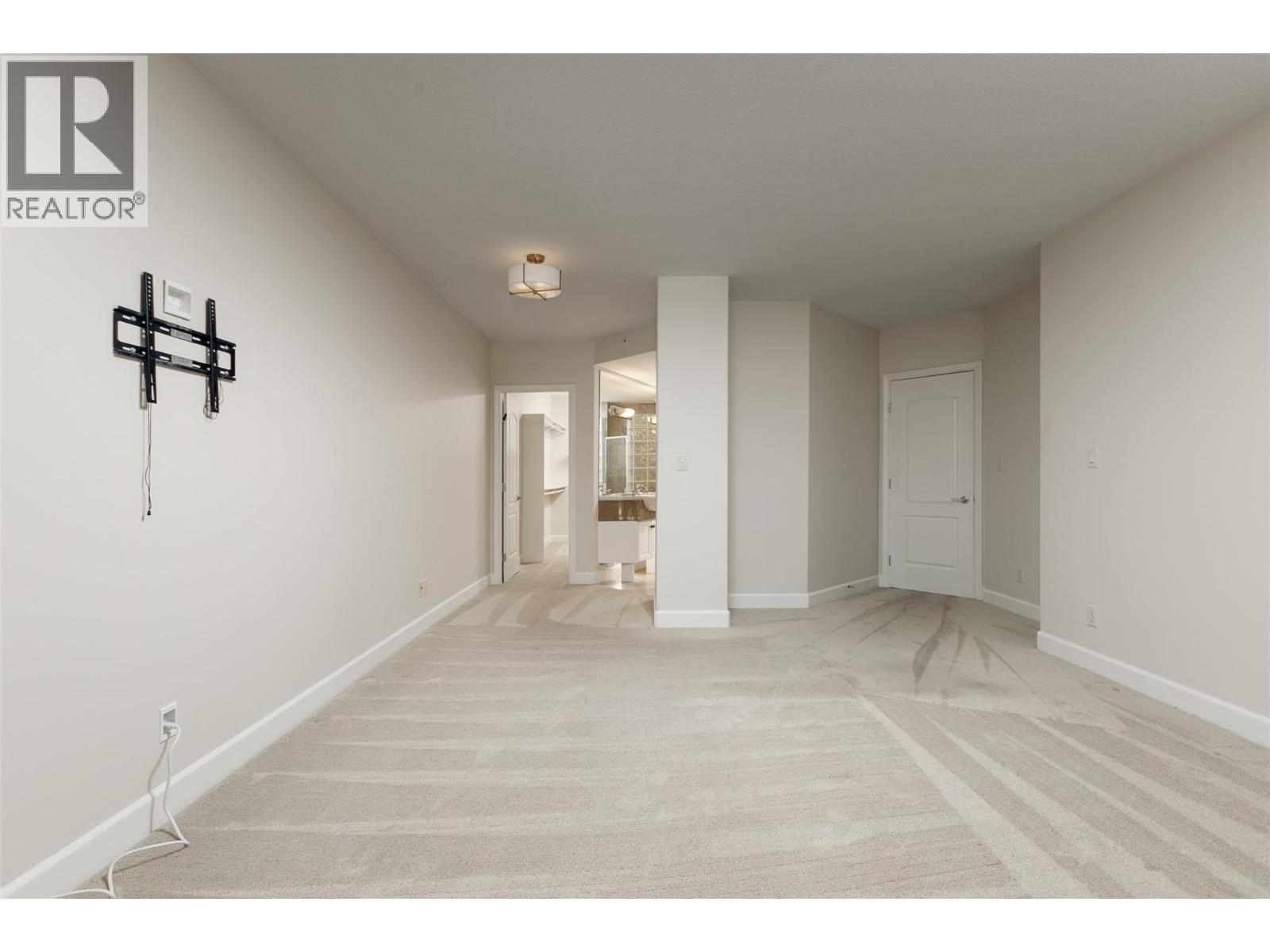 1204 1947 Underhill Street, Kelowna