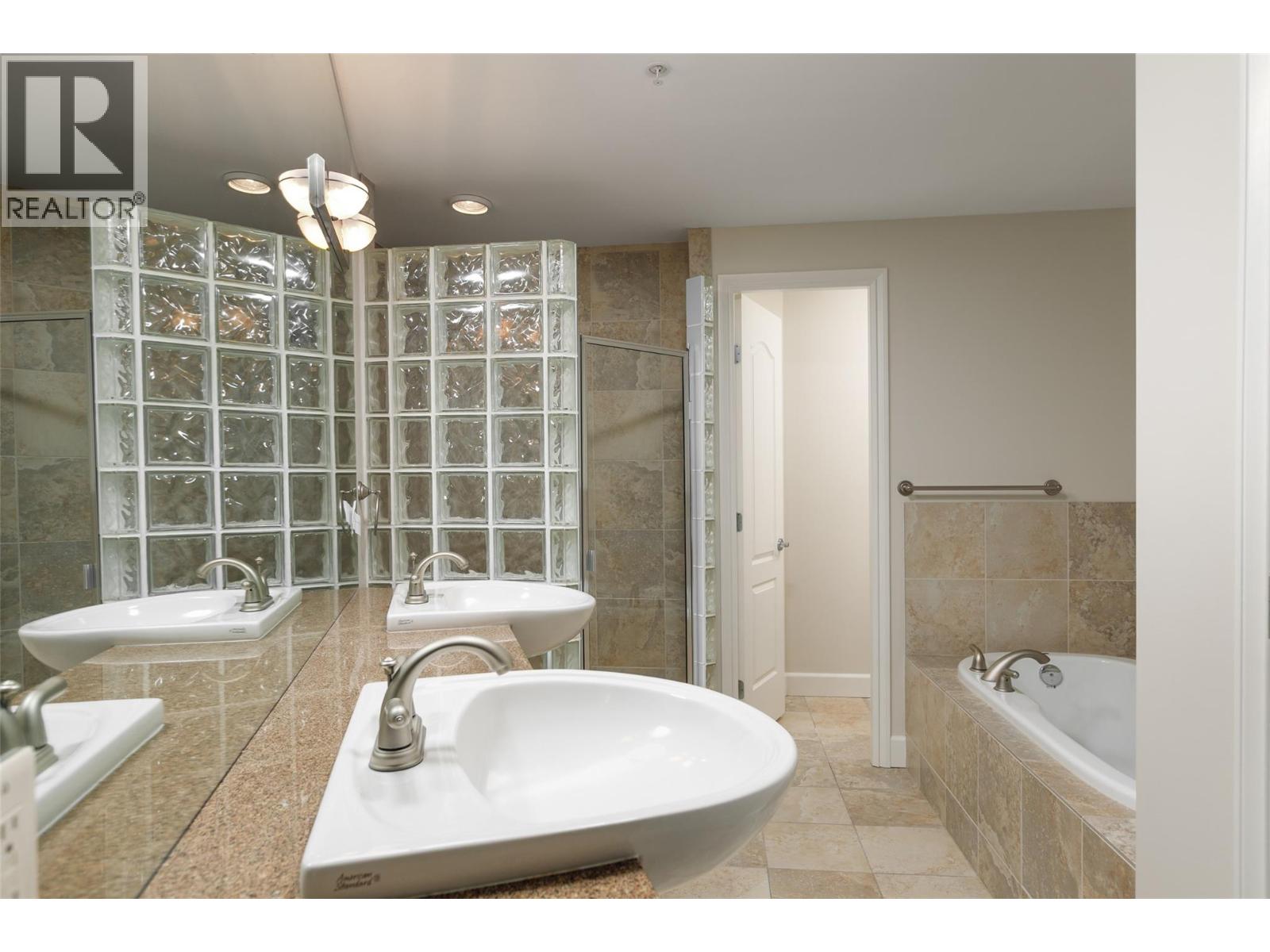 1204 1947 Underhill Street, Kelowna