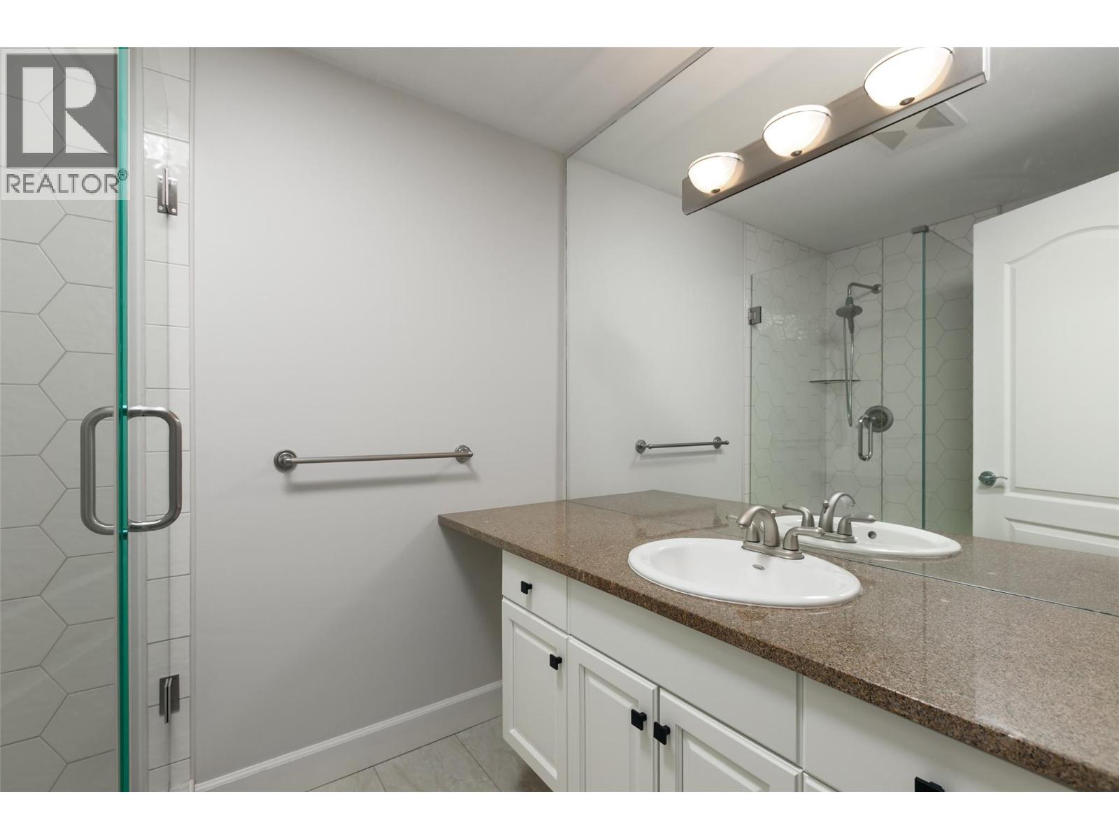 1204 1947 Underhill Street, Kelowna