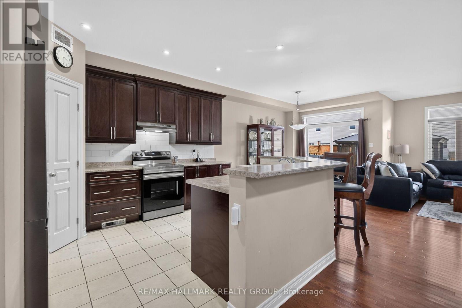 147 WHISPERING WINDS WAY, Ottawa — photo 8