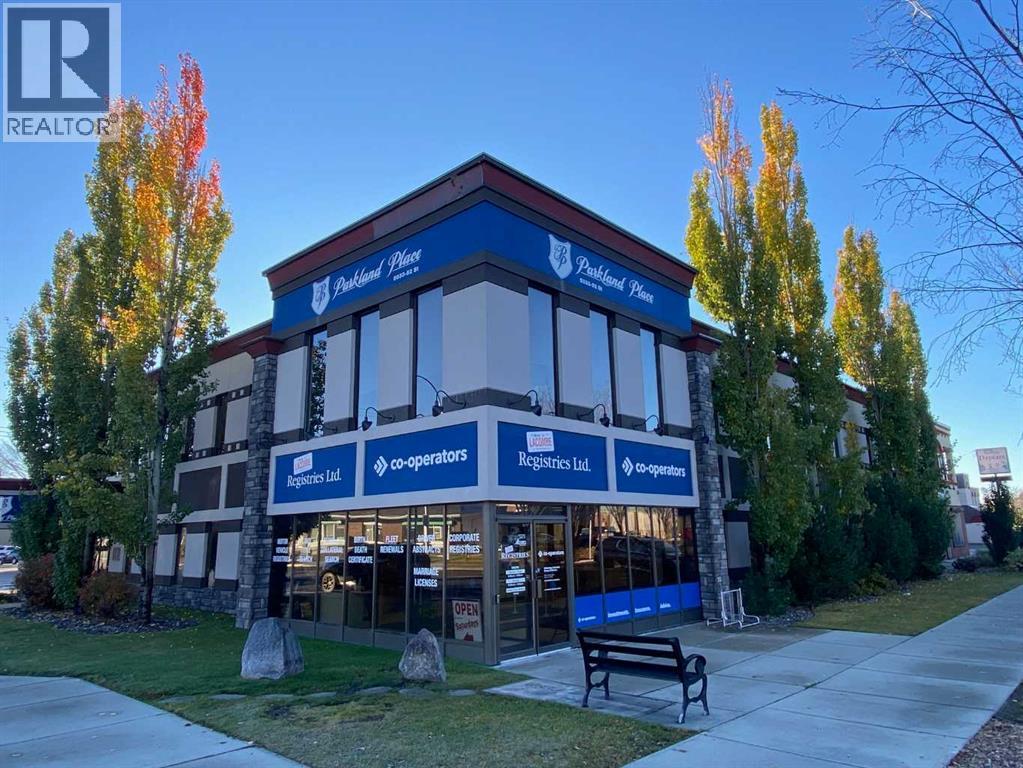 5033 52 Street, Lacombe