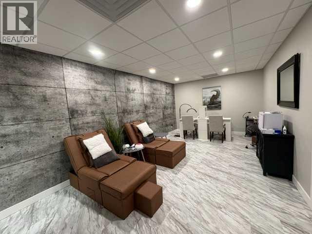 5033 52 Street, Lacombe — photo 14