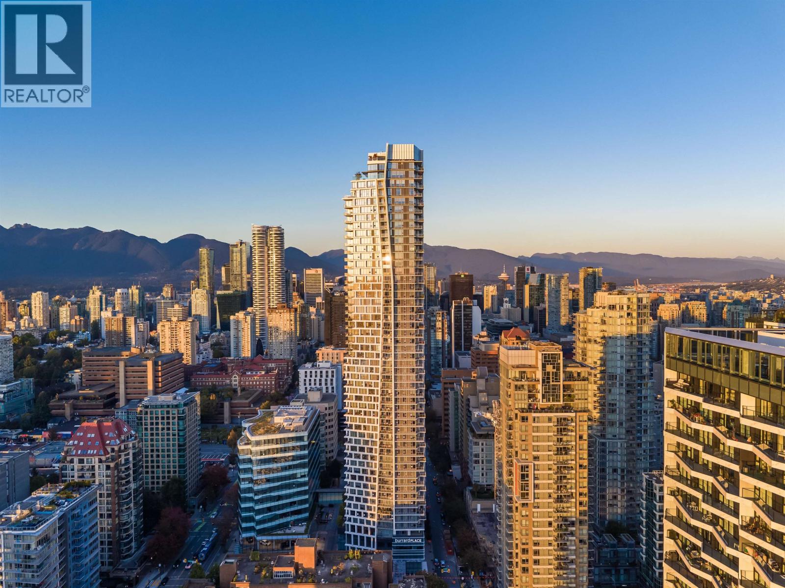 5602 1289 Hornby Street, Vancouver — photo 2
