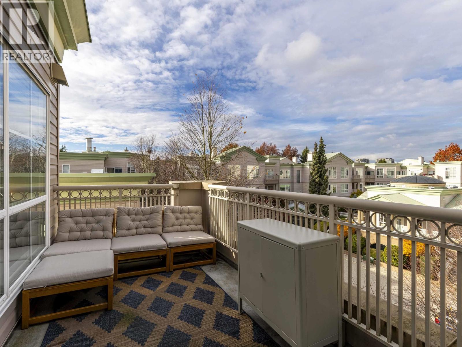 #309-8975 JONES Road, Richmond