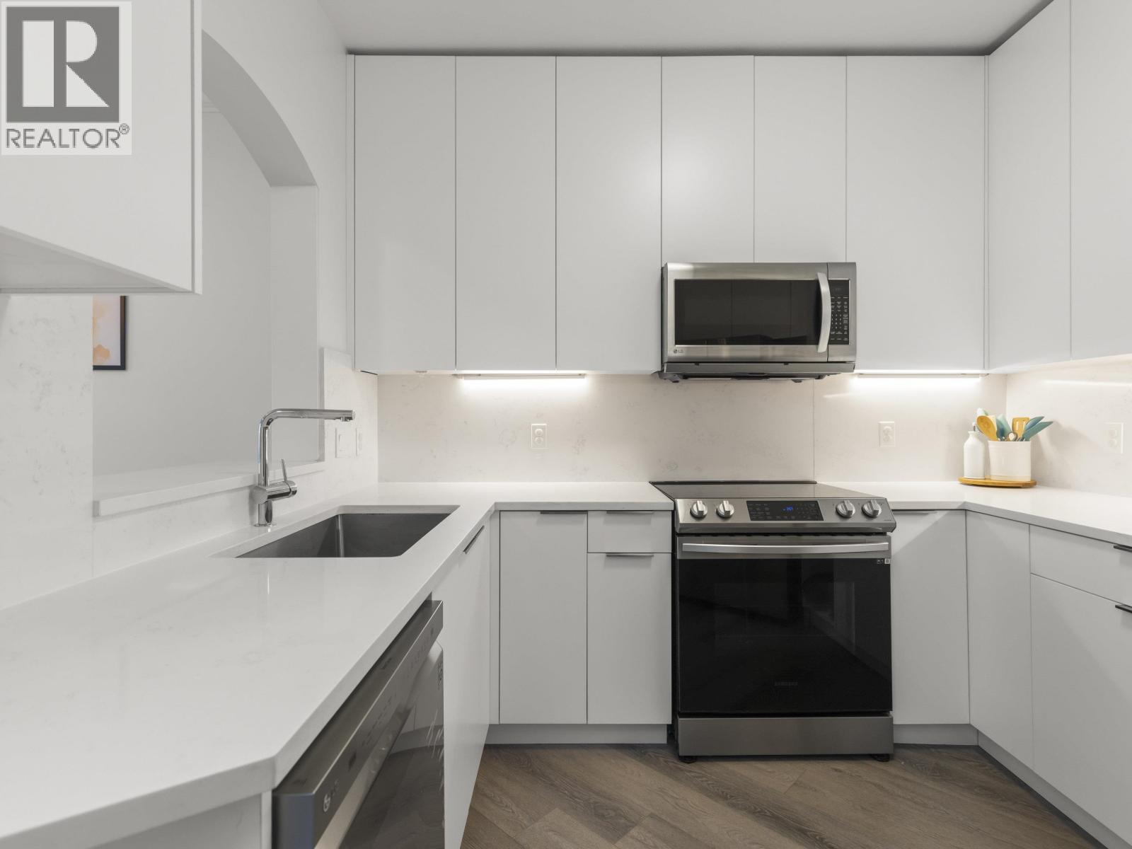 #309-8975 JONES Road, Richmond
