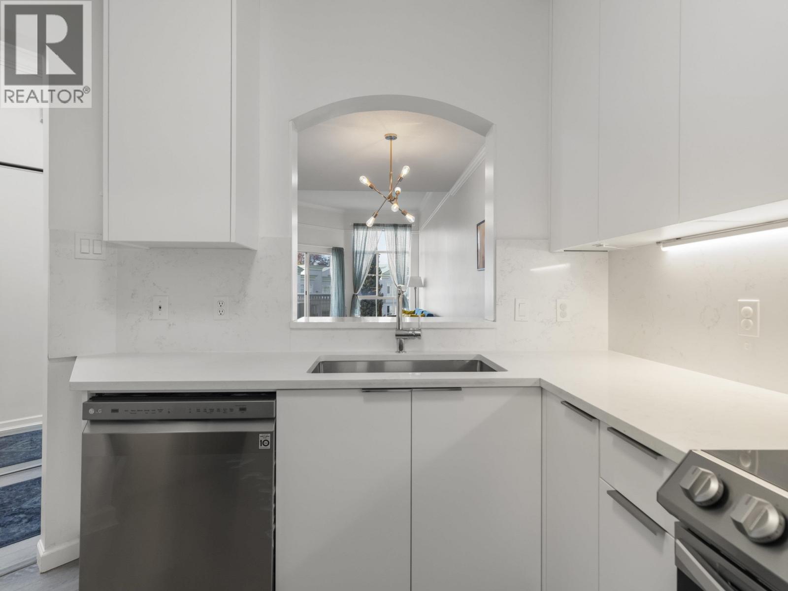 #309-8975 JONES Road, Richmond